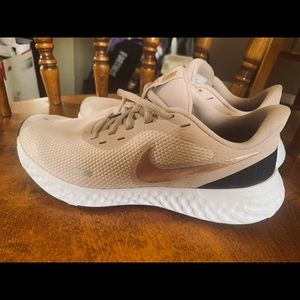 Women’s Size 9 - Rose Gold Nike Running Shoes ✨